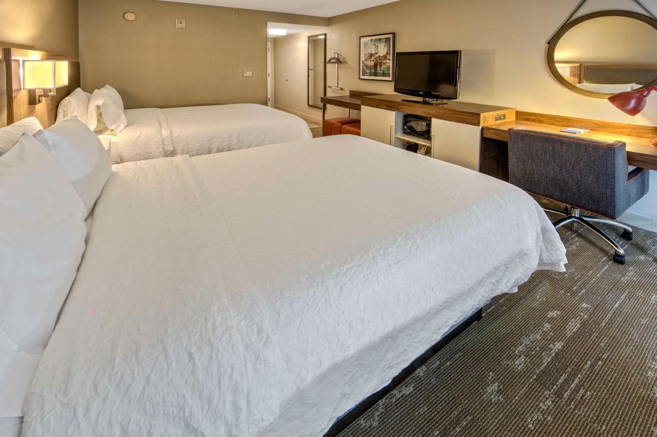 Hampton Inn & Suites Fort Myers Estero Εξωτερικό φωτογραφία