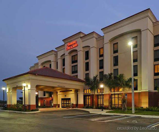 Hampton Inn & Suites Fort Myers Estero Εξωτερικό φωτογραφία